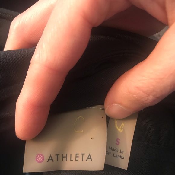 Athleta Stride Double Cross Strap Workout Top - Picture 6 of 7